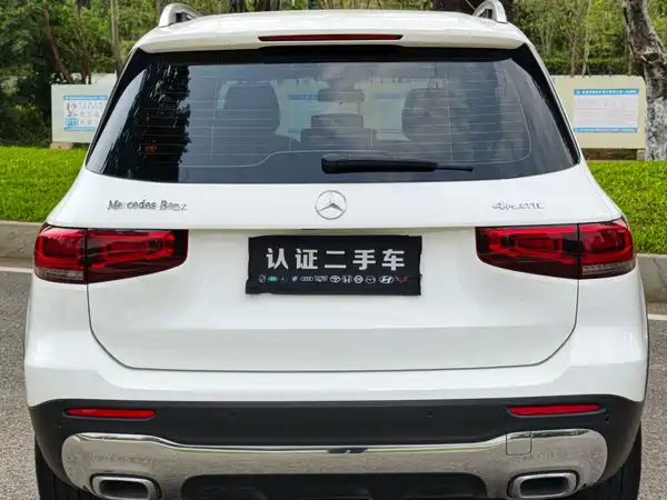 Mercedes-Benz GLB 2023