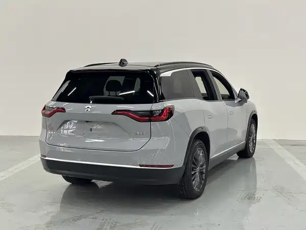 NIO ES8 2020