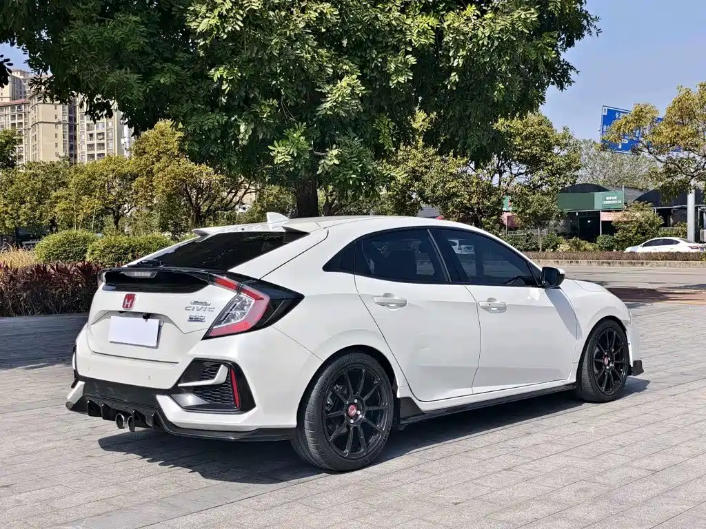 Honda Civic 2021 — фото 12