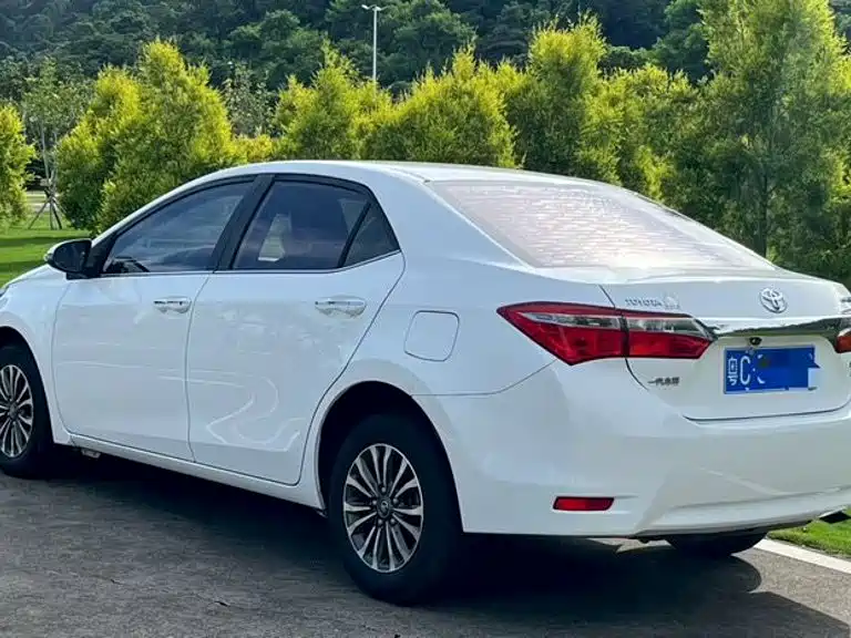 Toyota Corolla 2019 — фото 9