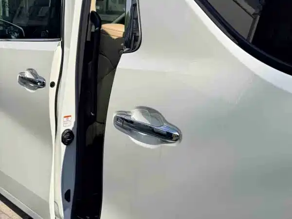 Toyota Alphard 2023