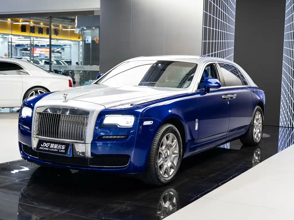 Rolls-Royce Ghost 2018 — фото 1