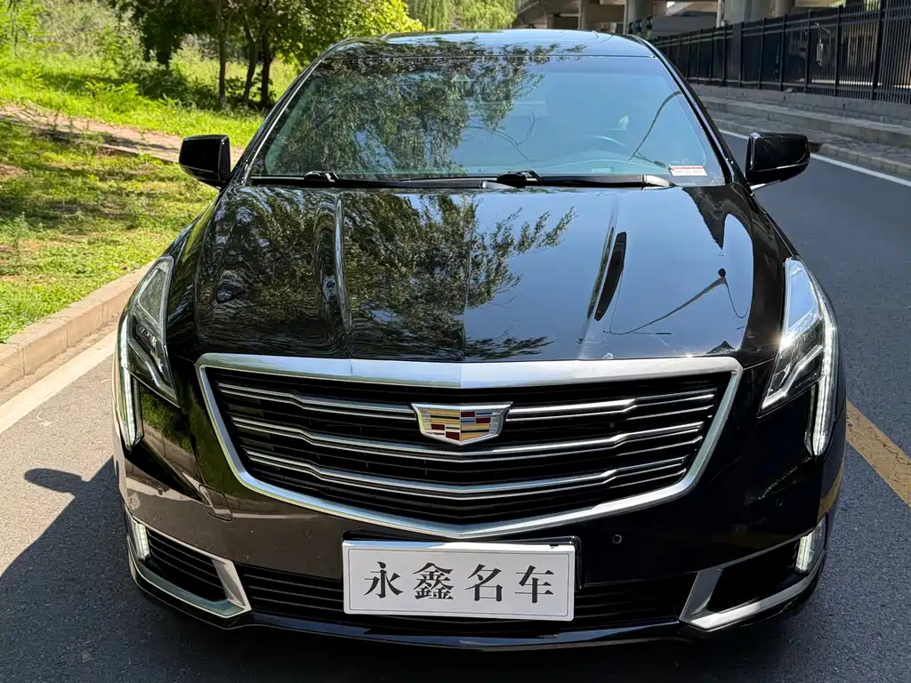 Cadillac XTS 2019 — фото 2