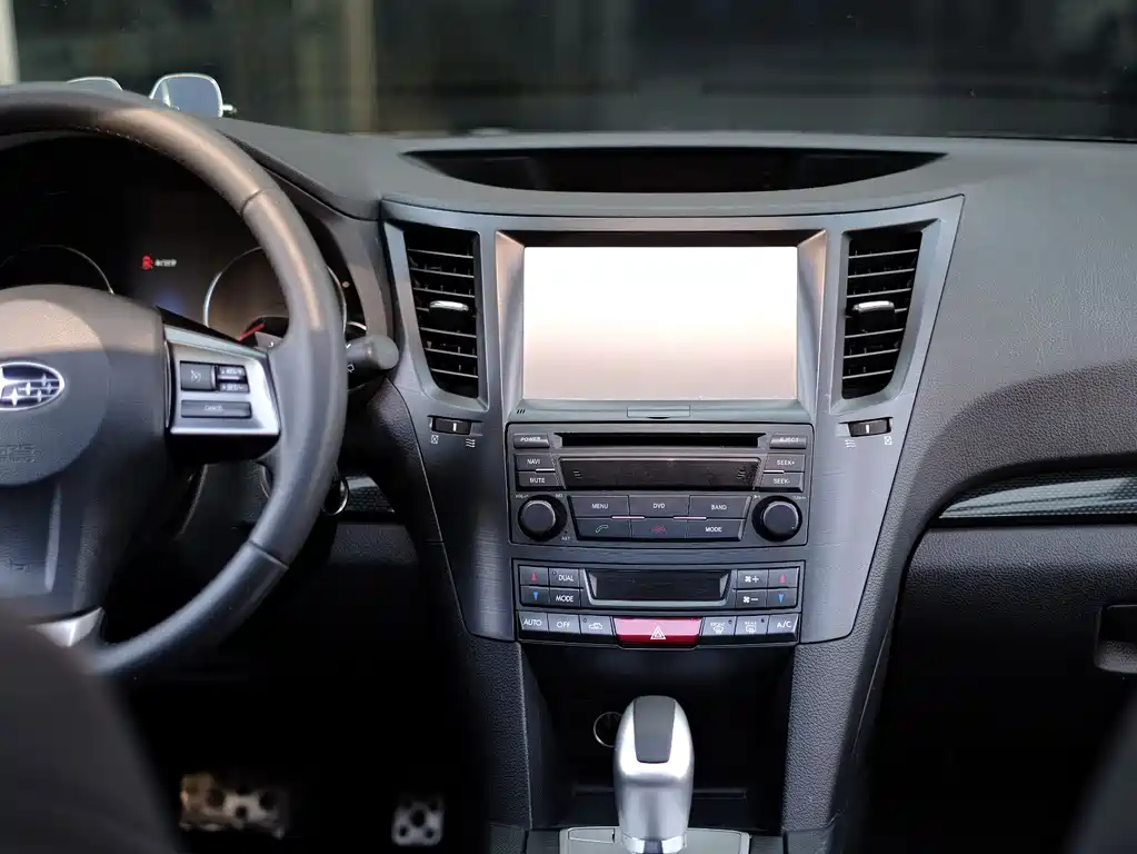Subaru Outback 2014 — фото 41