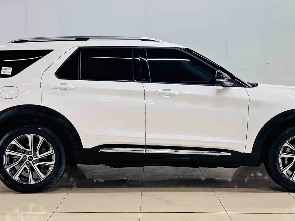 Ford Explorer 2025 — фото 4