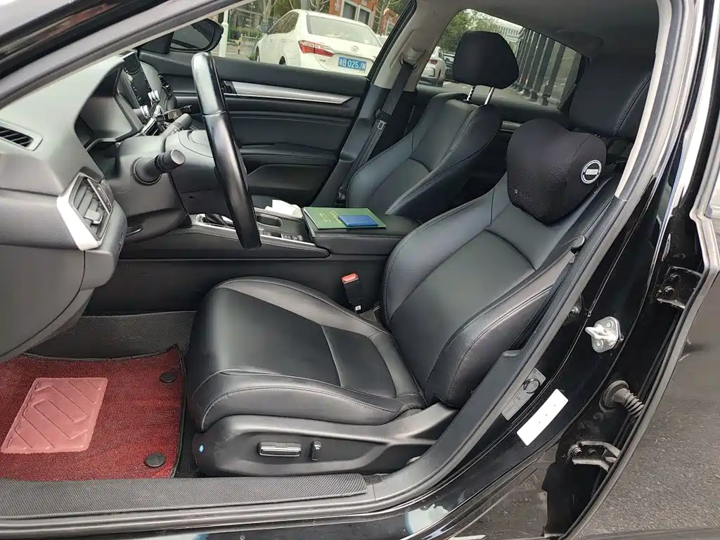Honda Accord 2021 — фото 11