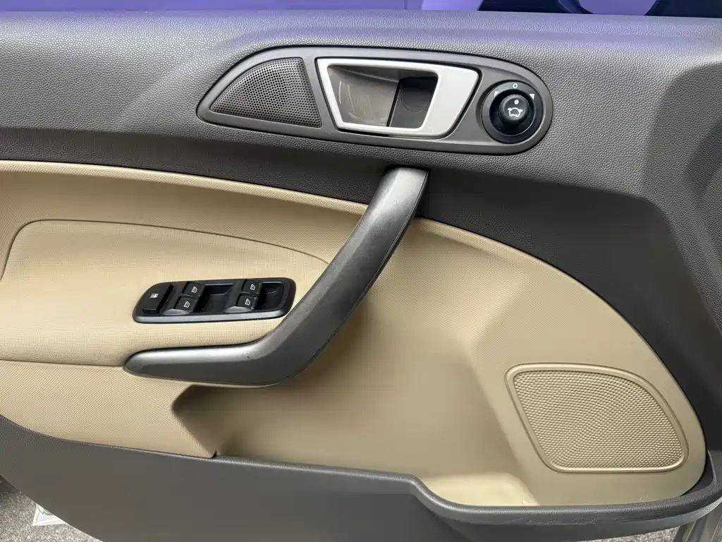 Ford Fiesta 2012