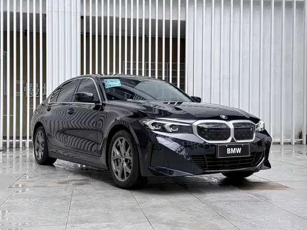 BMW i3 2024