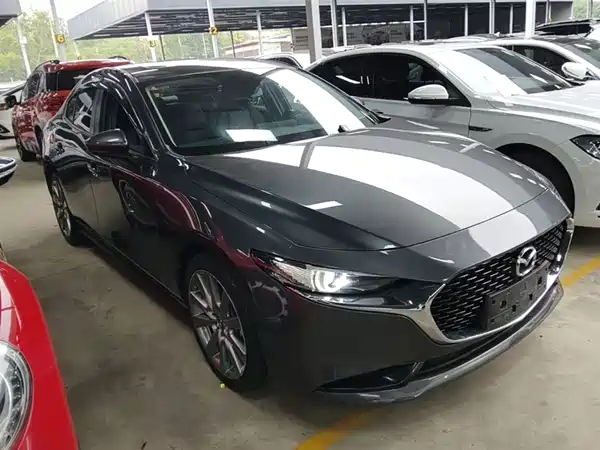 Mazda 3 Axela 2021