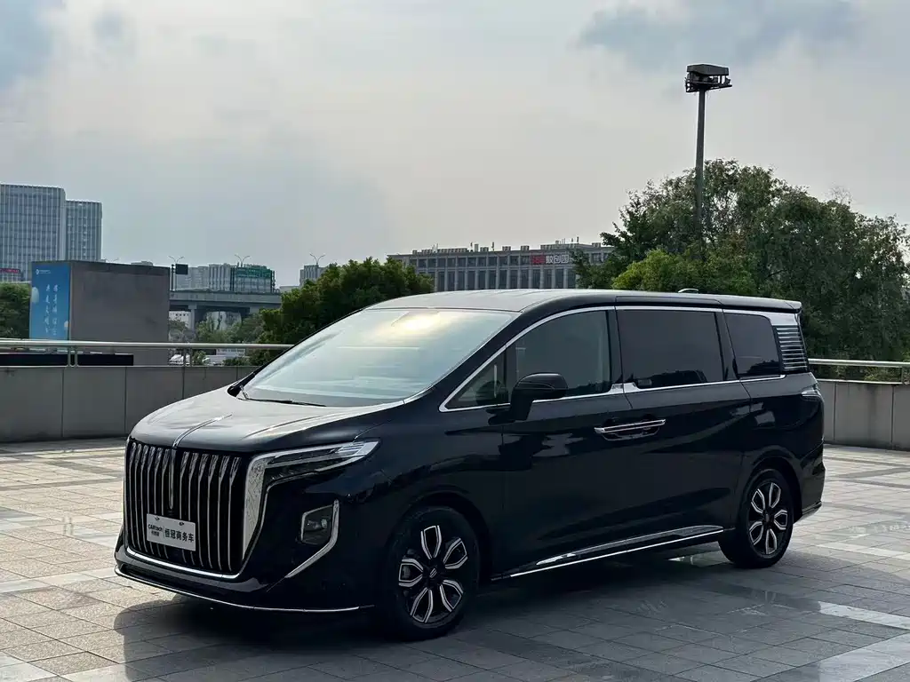 Hongqi HQ9 2023 — фото 1