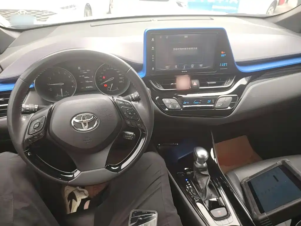 Toyota IZOA 2021 — фото 10