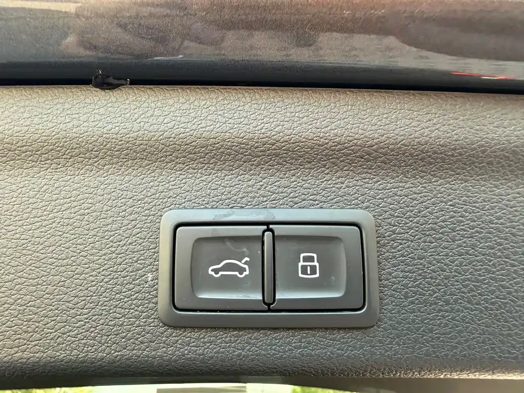 Audi Q3 2022 — фото 20