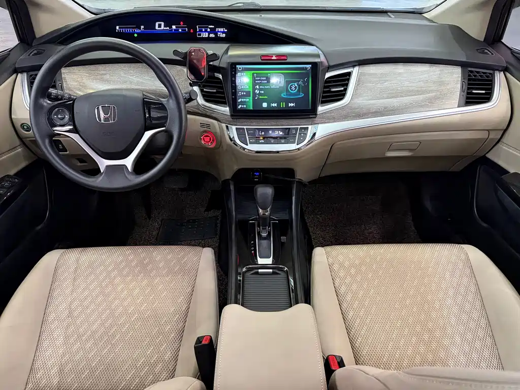 Honda Jade 2018 — фото 20