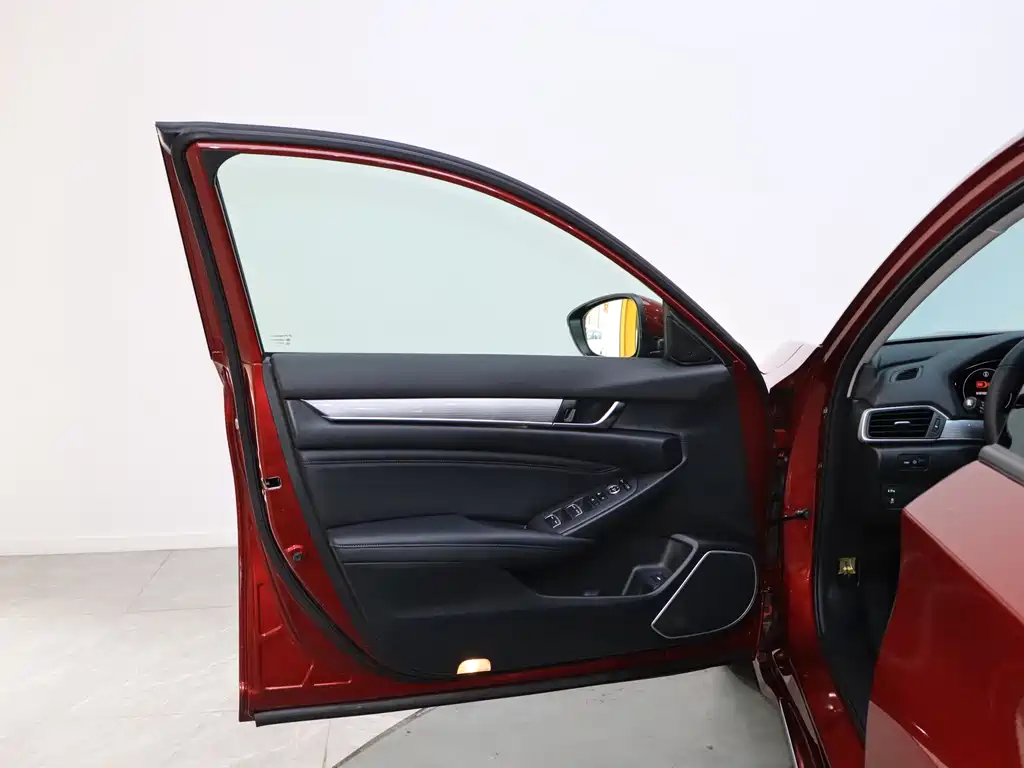 Honda Accord 2021 — фото 15