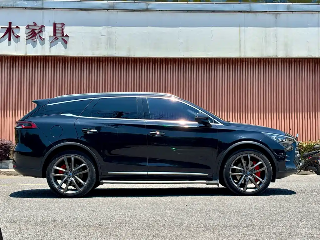 BYD Tang New Energy 2018 — фото 8