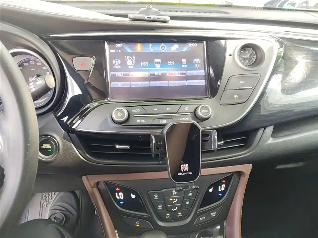 Buick Envision Plus 2018 — фото 13