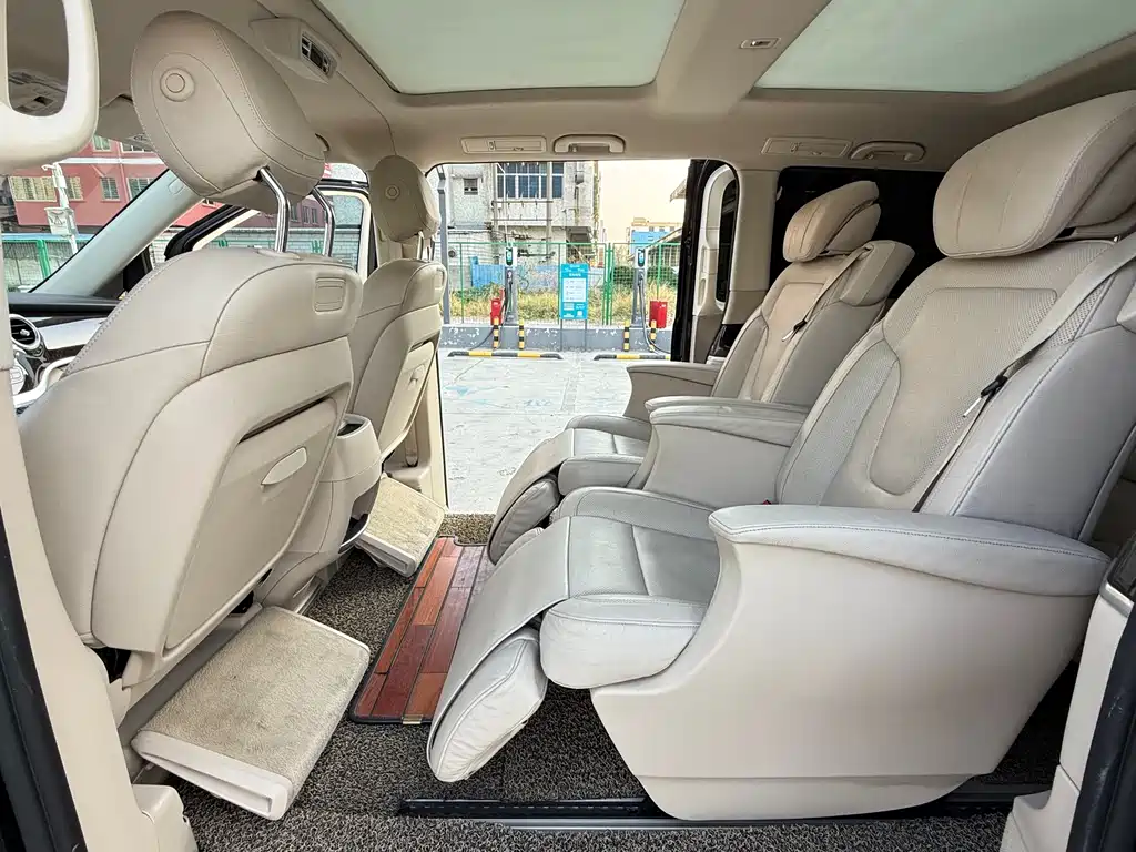 Mercedes-Benz V-Class 2016 — фото 5
