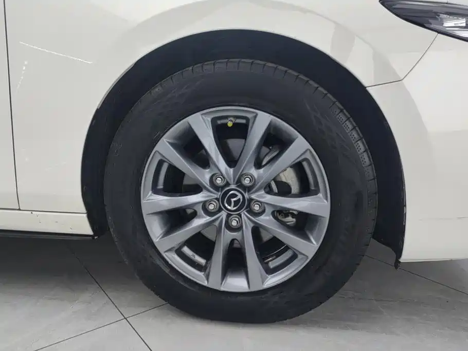 Mazda 3 Angkesela 2021
