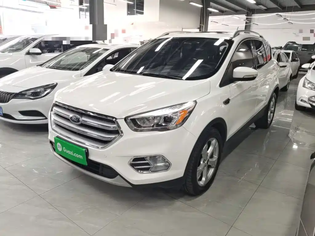 Ford Kuga 2018 — фото 1
