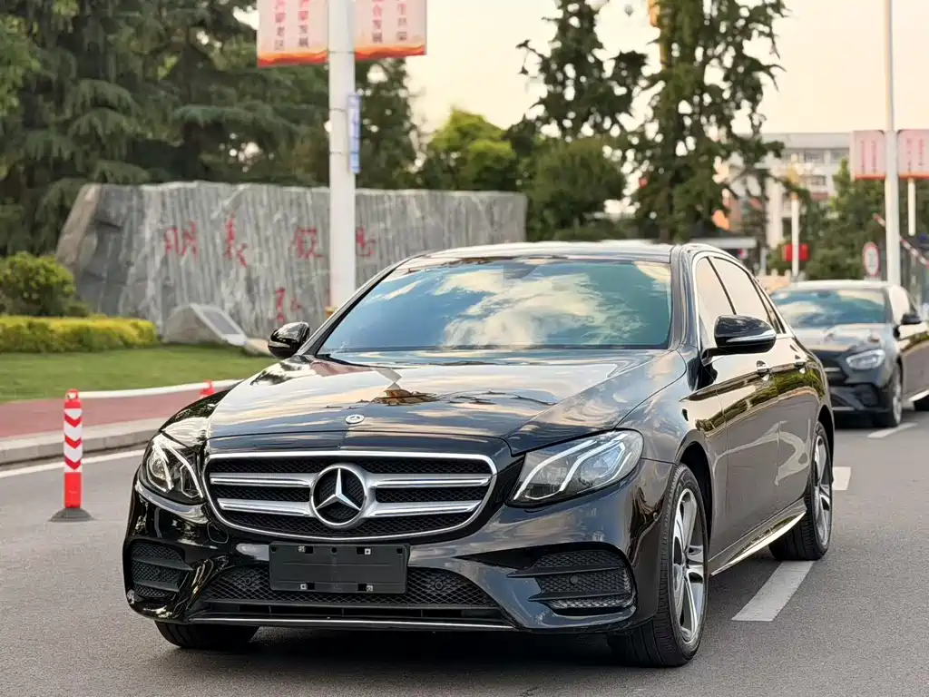 Mercedes-Benz E-Class 2019 — фото 1