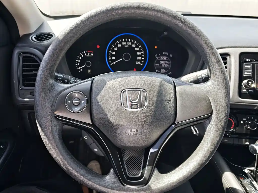 Honda Vezel 2016 — фото 11