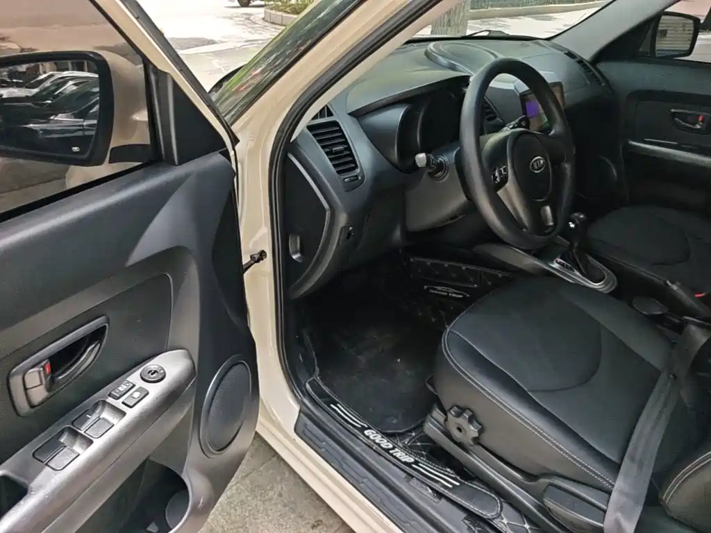 Kia Soul 2015 — фото 16