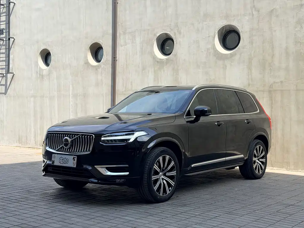 Volvo XC90 2021 — фото 1