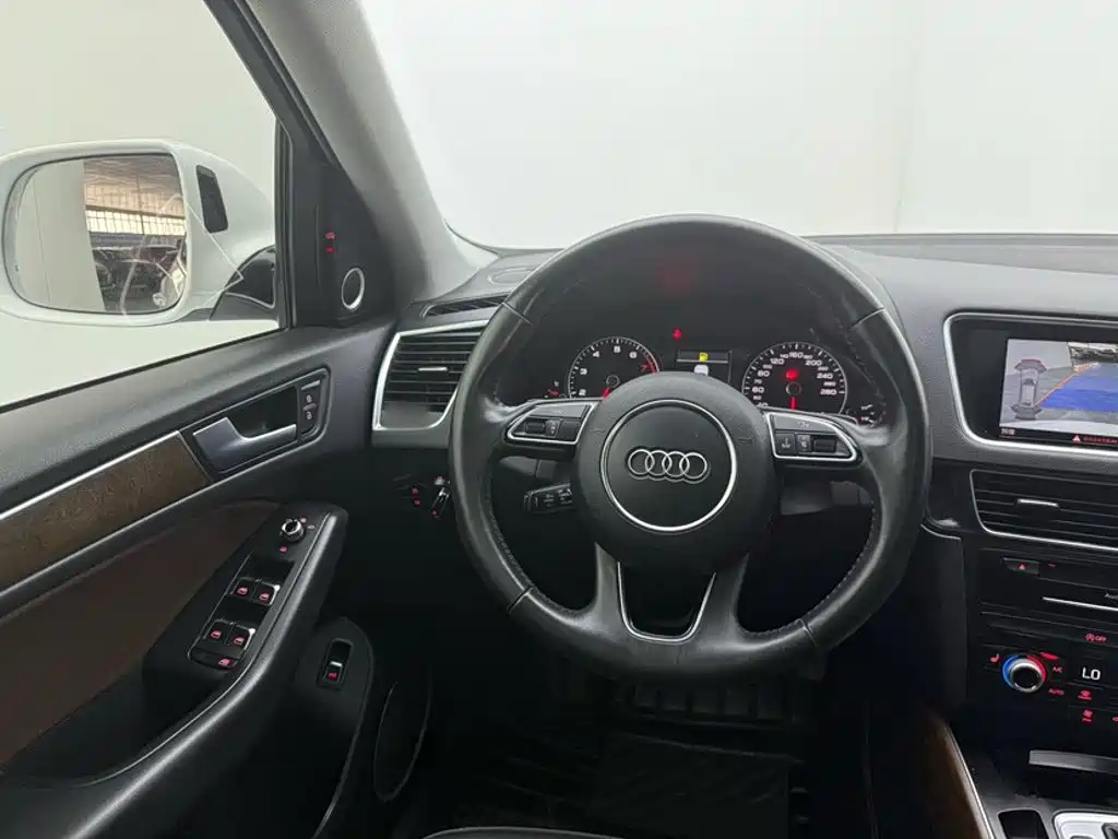 Audi Q5 2017 — фото 14
