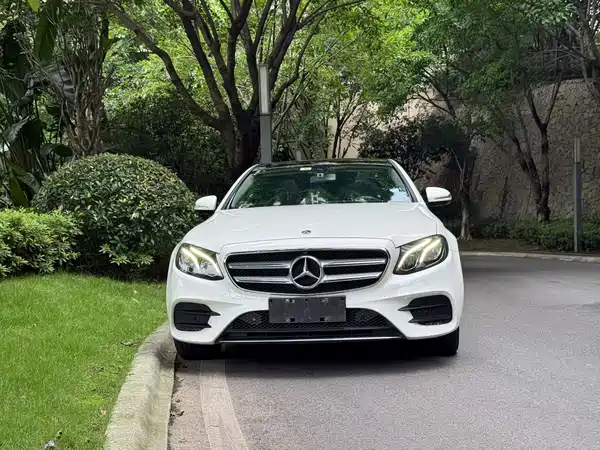 Mercedes-Benz E-Class 2019