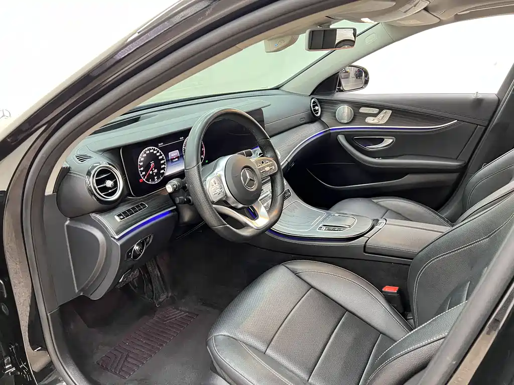 Mercedes-Benz E-Class 2020 — фото 10