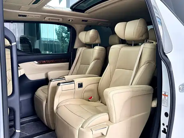 Toyota Alphard 2019