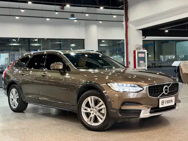 Volvo V90 2017