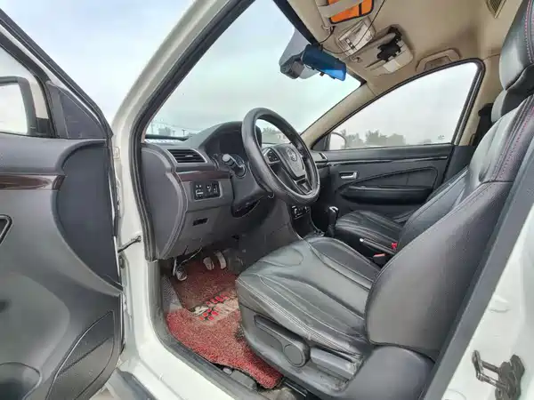 Dongfeng Scenery 370 2016