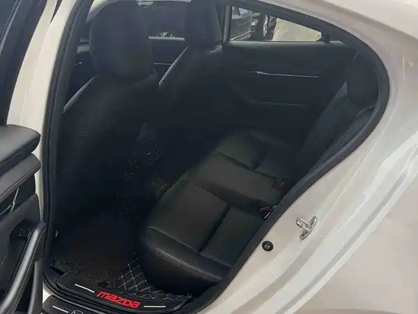 Mazda 3 Axela 2021