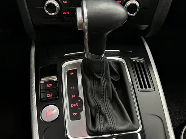 Audi A4L 2016