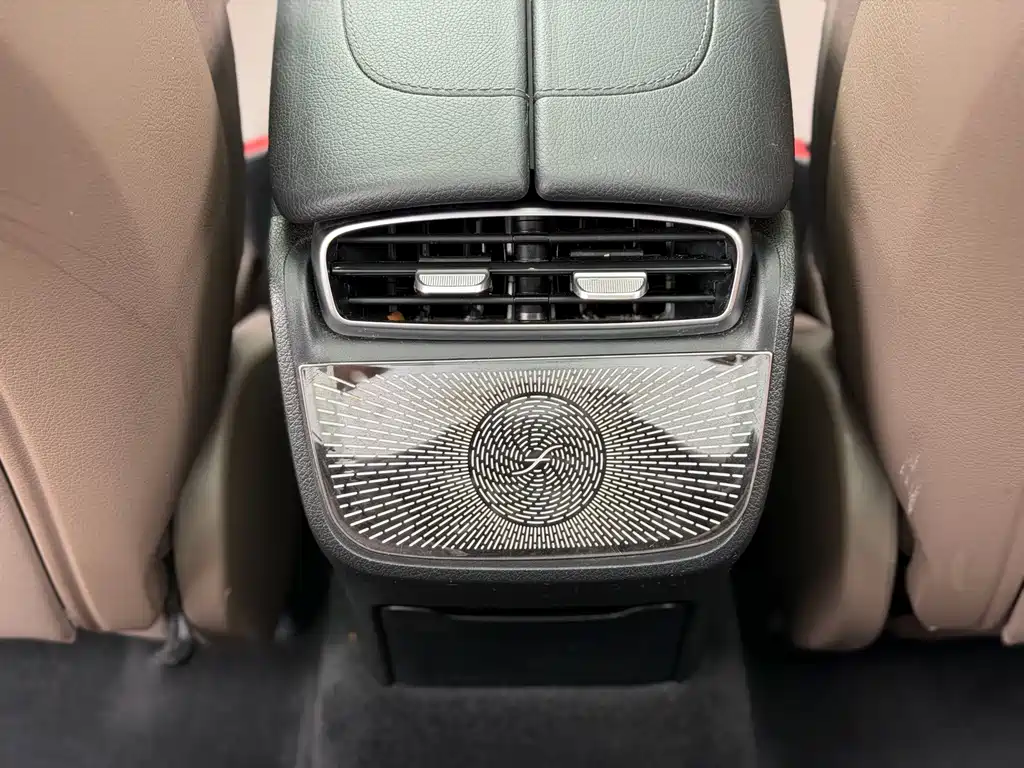 Mercedes-Benz EQE SUV 2023 — фото 14
