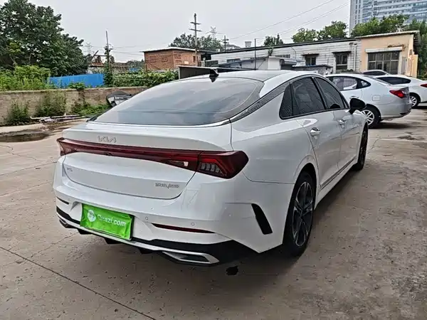 Kia K5 2024