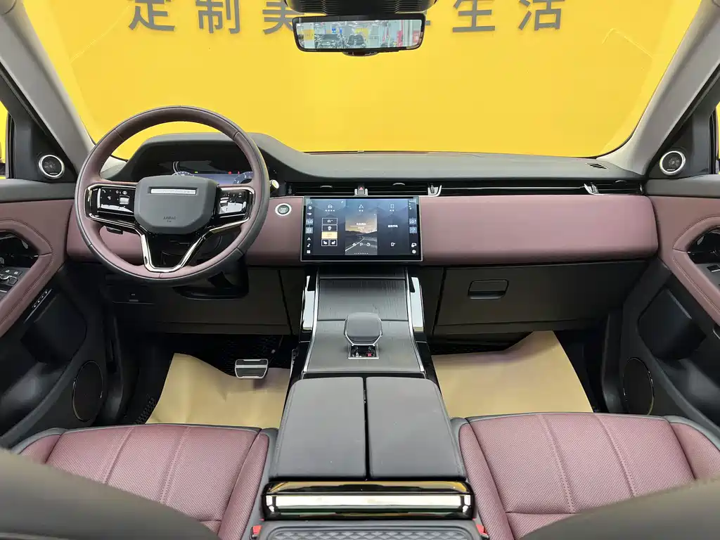 Land Rover Range Rover Evoque 2026 — фото 10