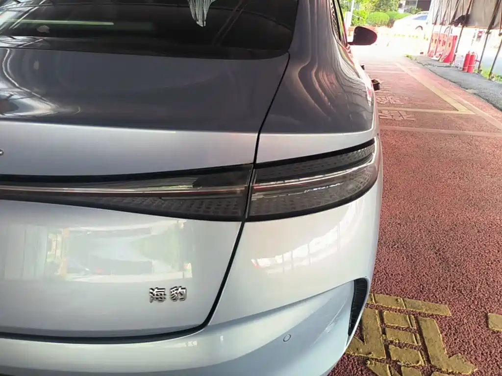 BYD Seal 2023 — фото 8