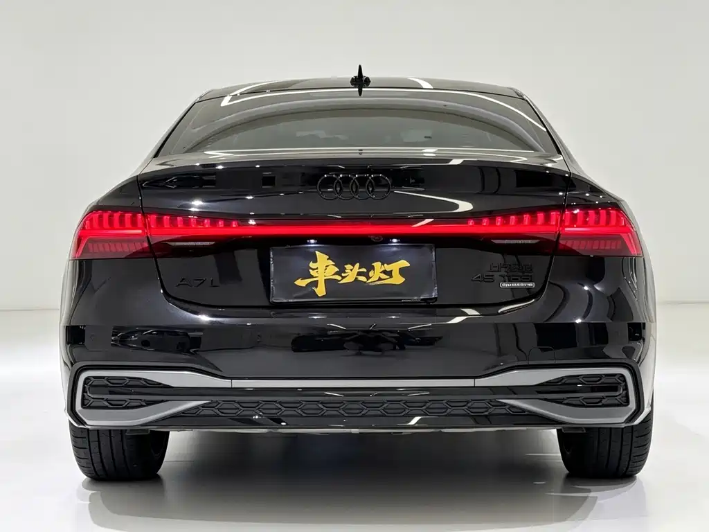 Audi A7L 2024 — фото 11