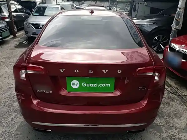 Volvo S60 2015