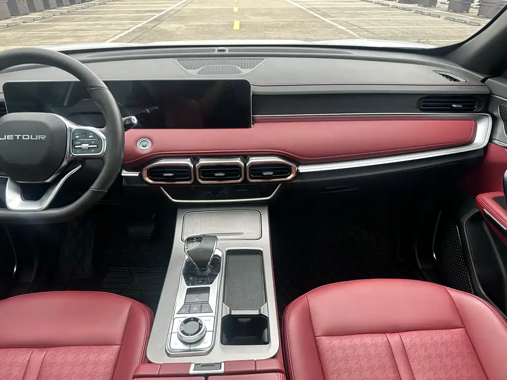Jetour X70 PLUS 2025 — фото 12