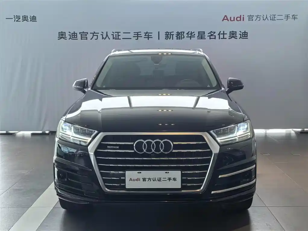Audi Q7 2018 — фото 2