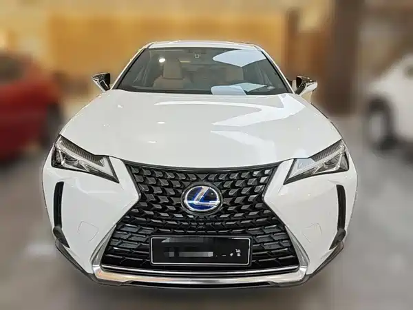 Lexus UX 2021