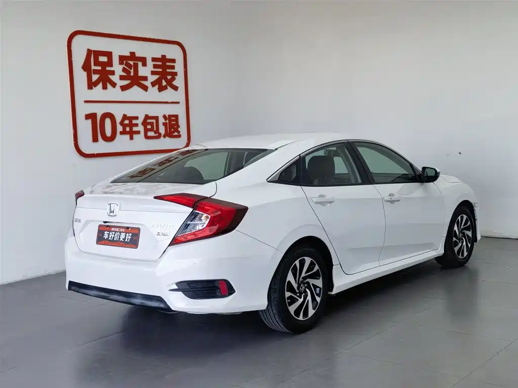 Honda Civic 2018 — фото 2