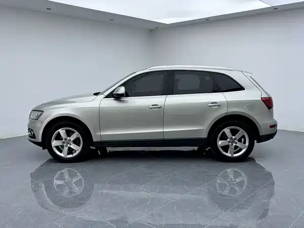 Audi Q5 2014
