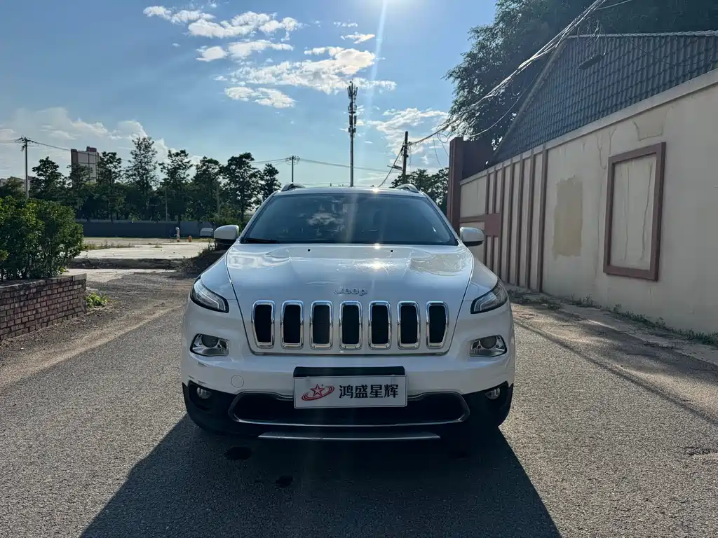 Jeep Cherokee 2018 — фото 2