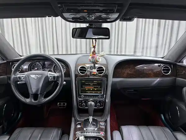 Bentley Flying Spur 2016