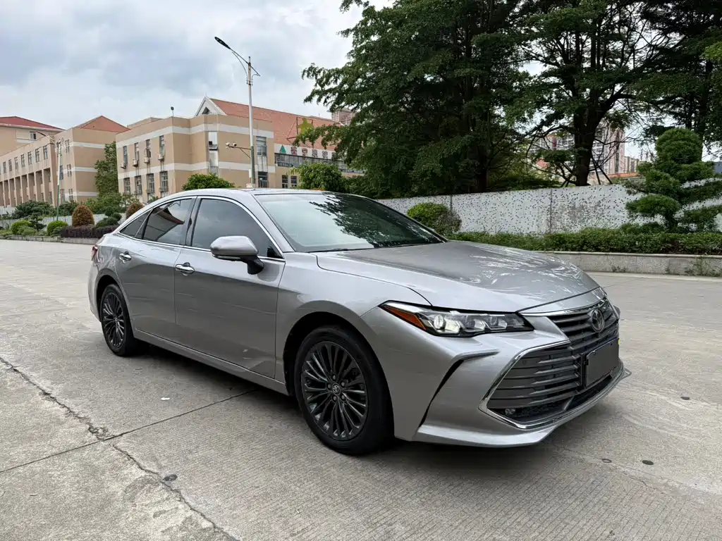 Toyota Avalon 2019 — фото 3