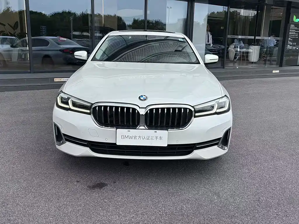 BMW 5 Series 2022